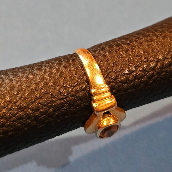 14K Yellow Gold and Citrine Ring, size 6.25 - Picture 5 of 10